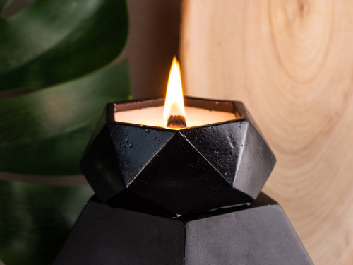 Свеча в декоративном стакане Geometry, черный