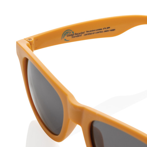 Солнцезащитные очки из переработанного полипропилена GRS